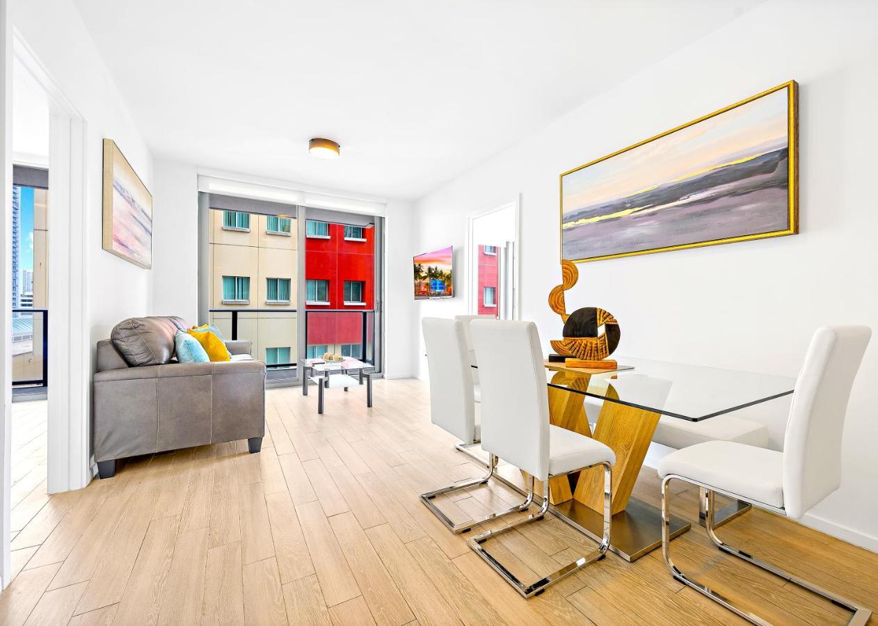 Complex Full Amenities & Entertainment! Apartment *